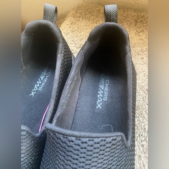 Skechers GoWalk Shoes - Picture 6 of 7